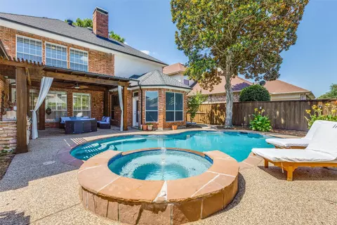 5917 Stone Meadow Dr, Plano, TX 75093