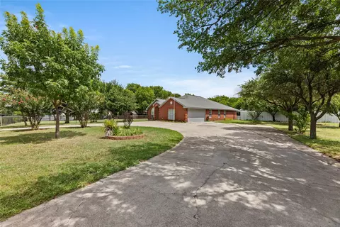 6113 Boaz Rd, Fort Worth, TX 76179