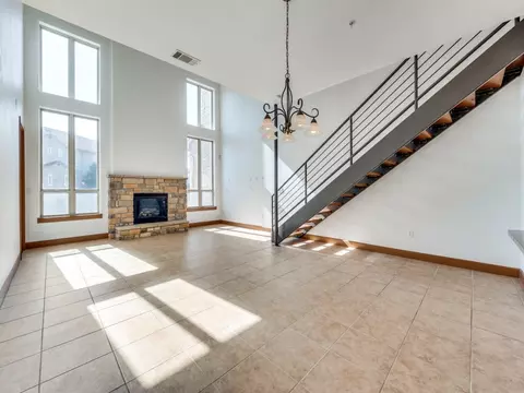 610 Via Ravello #210, Irving, TX 75039