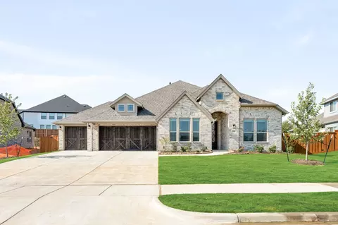 2303 Christopher Rd, Mansfield, TX 76063