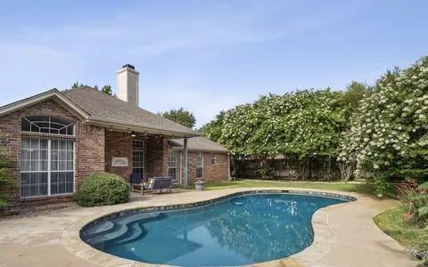 1231 Radisson Dr, Hewitt, TX 76643