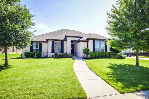 3238 Brighton Dr, Midlothian, TX 76065