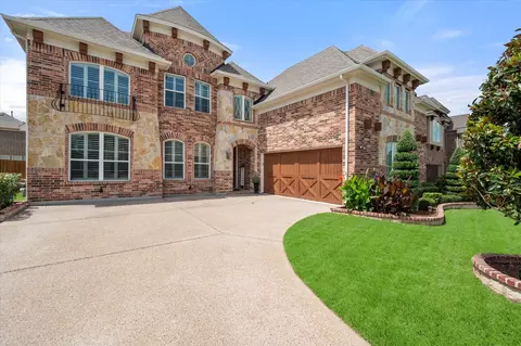 2839 Mariposa Dr, Grand Prairie, TX 75054