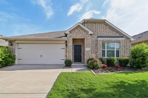 1217 Morning Ridge Trl, Aubrey, TX 76227