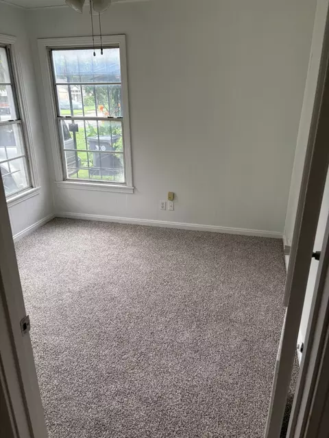 820 E Mitchell St, Waco, TX 76704 photo 4