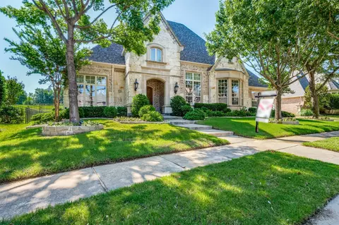 8540 Canyon Xing, Lantana, TX 76226