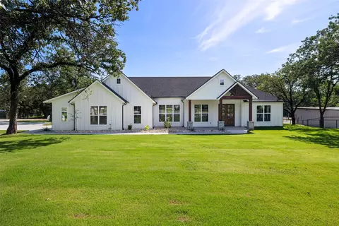 6513 Hill City Hwy, Tolar, TX 76476