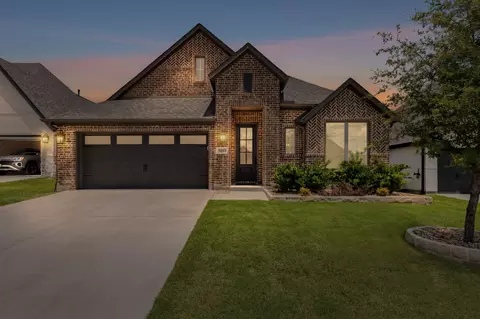 5513 George Creek Rd, Fort Worth, TX 76126