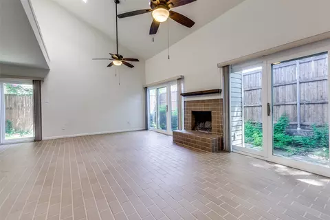 7450 Holly Hill Dr #115, Dallas, TX 75231