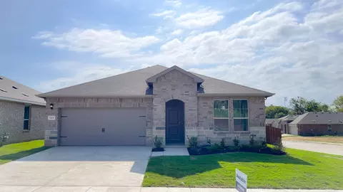 321 Logan St, Keene, TX 76059