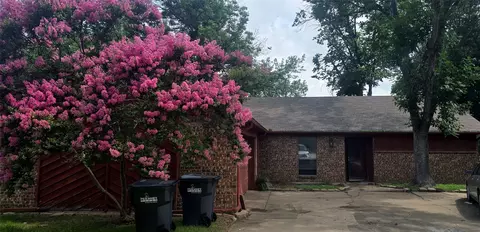 202 W Graham St, Mckinney, TX 75069