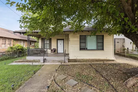 724 W 7th St, Dallas, TX 75208