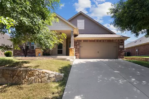 6308 Harold Creek Dr, Fort Worth, TX 76179