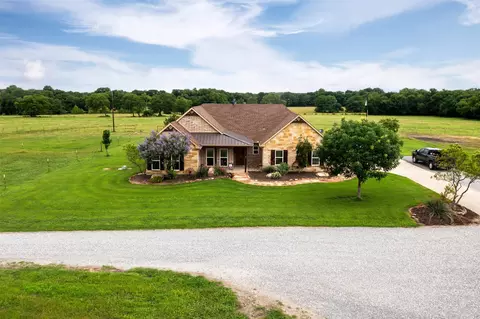 191 Bell Rd, Van Alstyne, TX 75495