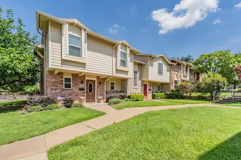 1941 Shorewood Dr, Grapevine, TX 76051