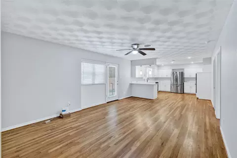 2425 Pinebluff Dr, Dallas, TX 75228 photo 8