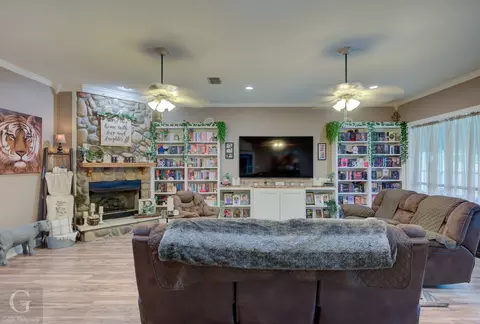 133 Downs Dr, Benton, LA 71006 photo 10