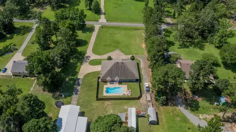 133 Downs Dr, Benton, LA 71006 photo 5