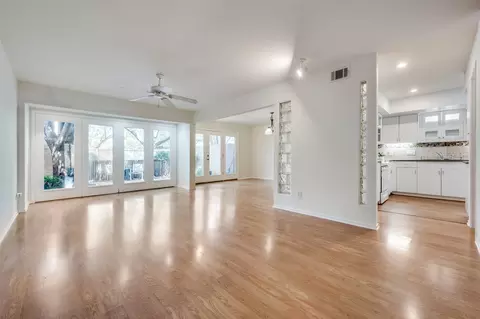 1810 Socorro Ln, Irving, TX 75061