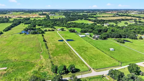 12041 Bell Rd, Pilot Point, TX 76258