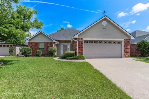 124 Willow Lake Blvd, Bossier City, LA 71111