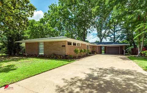 5822 River Rd, Shreveport, LA 71105