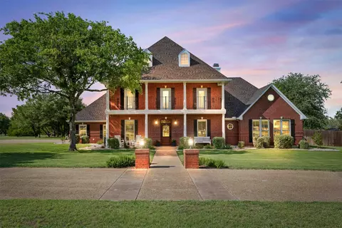 588 Austin Hines Dr, China Spring, TX 76633