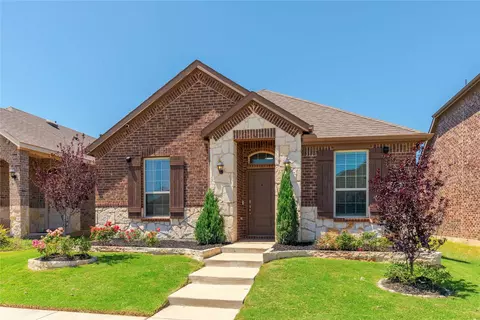 2265 Obsidian Dr, Aubrey, TX 76227