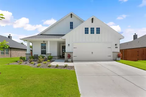 1420 Whitetail Ln, Azle, TX 76020