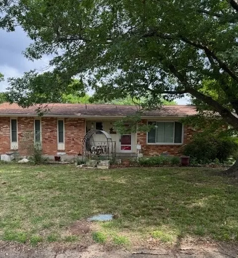 8570 Sweetwood Dr, Dallas, TX 75228