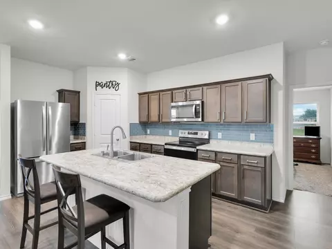 Kitchen - 3100 Singleton Rd, Forney, TX 75126 photo 1 of 6