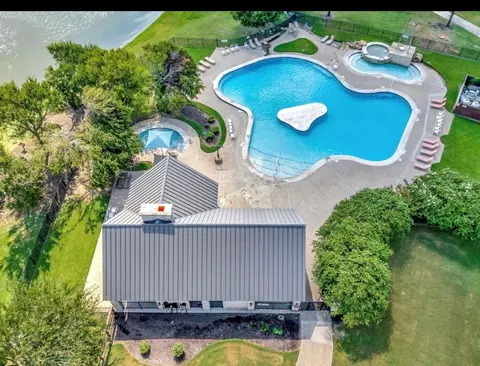 Exterior - 3100 Singleton Rd, Forney, TX 75126 photo 6 of 7