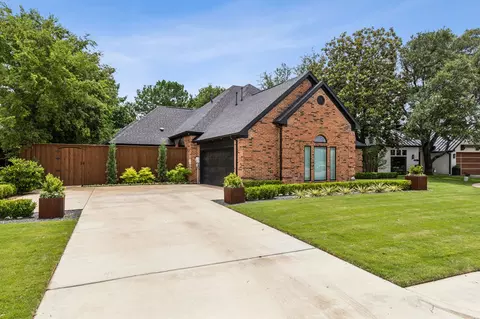 7306 Hiddencreek Dr, Dallas, TX 75252