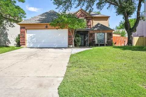 3216 Marie Ln, Fort Worth, TX 76123
