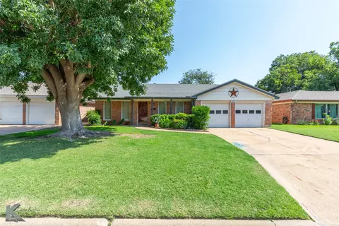 2602 S 38th St, Abilene, TX 79605