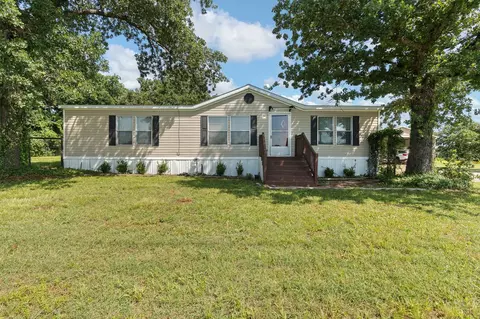 1381 Fm 67, Covington, TX 76636