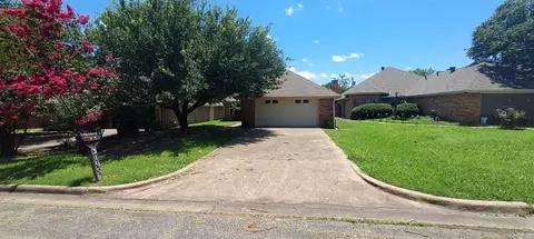 3109 Canton St, Greenville, TX 75402