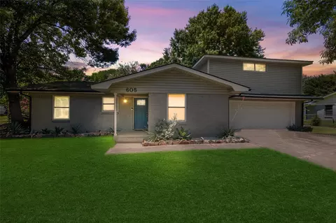 605 Loma Alta St, Ennis, TX 75119