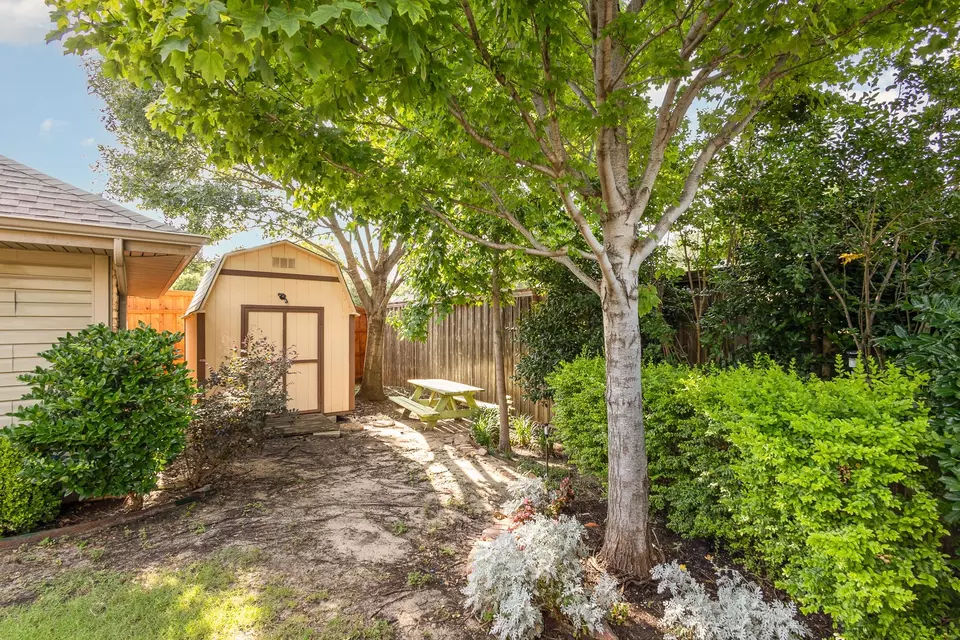 Exterior - 6515 Genstar Ln, Dallas, TX 75252 photo 8 of 8