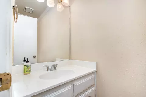 Bath - 6515 Genstar Ln, Dallas, TX 75252 photo 1 of 3