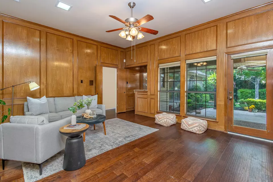 Living - 6515 Genstar Ln, Dallas, TX 75252 photo 4 of 6