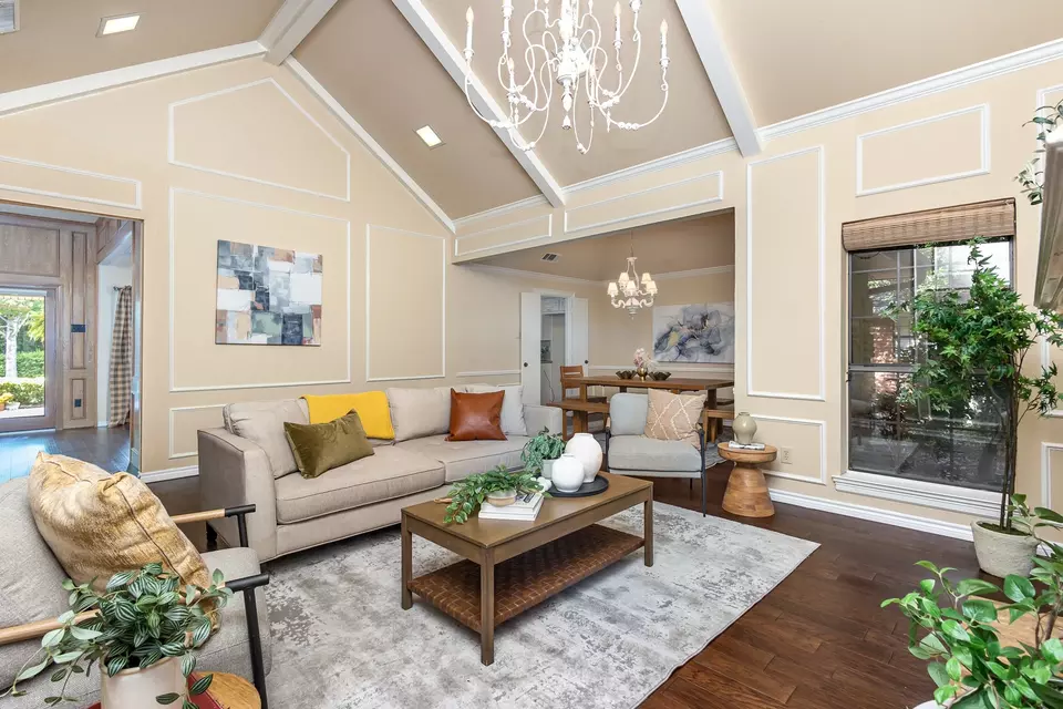 Living - 6515 Genstar Ln, Dallas, TX 75252 photo 6 of 6