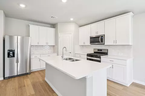 6612 Coyote Valley Trl, Fort Worth, TX 76123