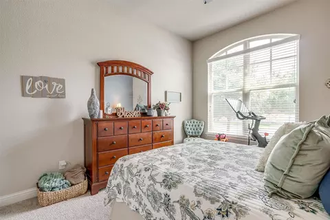 404 Bluffside Trl, Benbrook, TX 76126 photo 25