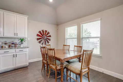 404 Bluffside Trl, Benbrook, TX 76126 photo 11