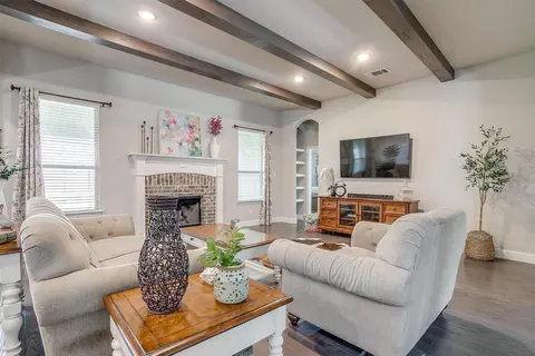 404 Bluffside Trl, Benbrook, TX 76126 photo 7