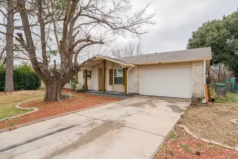 7212 Edinburg Dr, North Richland Hills, TX 76182