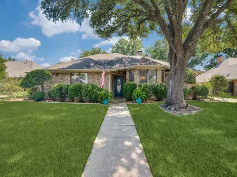 2406 Elmhurst St, Rowlett, TX 75088