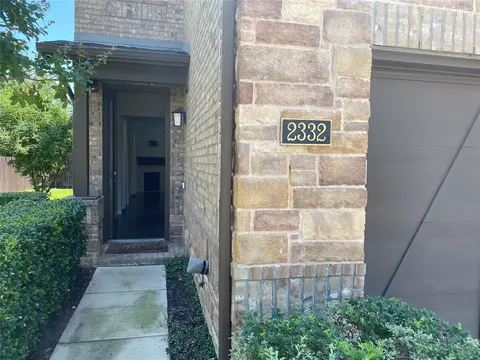 2332 Aspermont Way, Lewisville, TX 75067