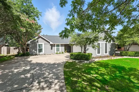 933 Reno St, Lewisville, TX 75077